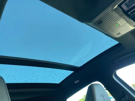 Vehicle Thumbnail 34