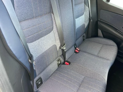 Vehicle Thumbnail 19