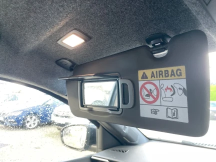 Vehicle Thumbnail 33