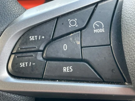 Vehicle Thumbnail 23