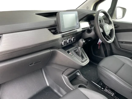 Vehicle Thumbnail 15