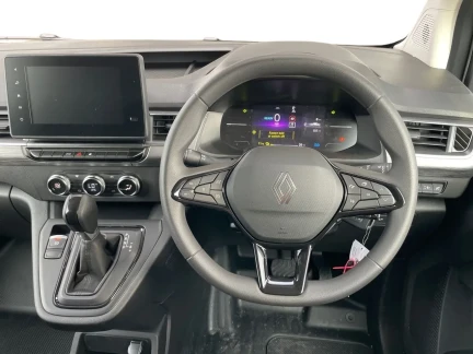 Vehicle Thumbnail 17