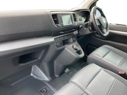 Vehicle Thumbnail 10