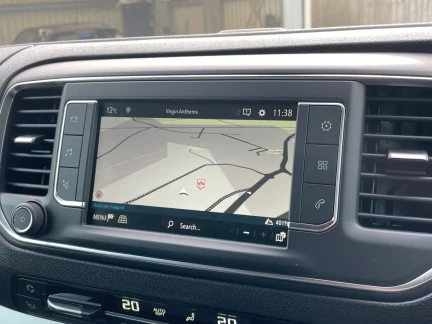 Vehicle Thumbnail 16