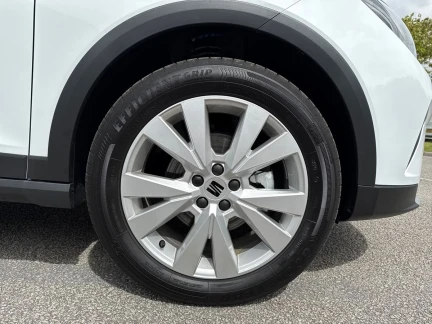 Vehicle Thumbnail 22