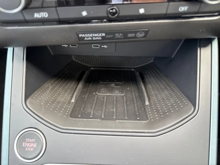 Vehicle Thumbnail 38