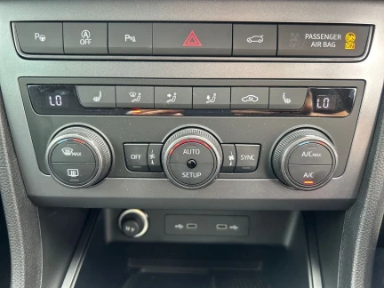 Vehicle Thumbnail 12