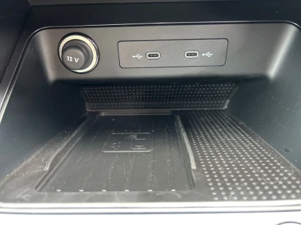 Vehicle Thumbnail 38