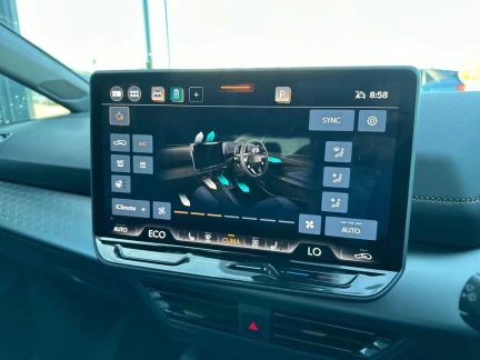 Vehicle Thumbnail 12