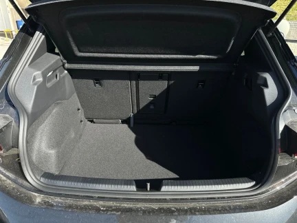 Vehicle Thumbnail 20