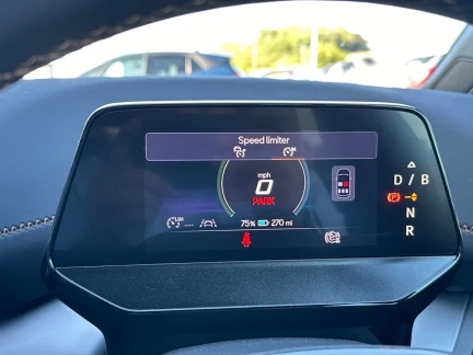 Vehicle Thumbnail 29