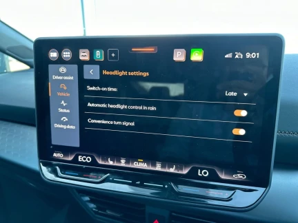 Vehicle Thumbnail 35