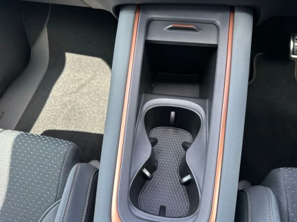 Vehicle Thumbnail 31