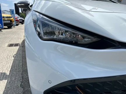 Vehicle Thumbnail 34