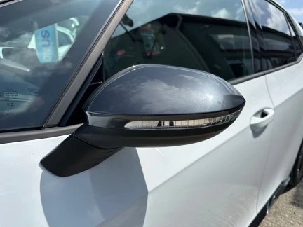 Vehicle Thumbnail 36