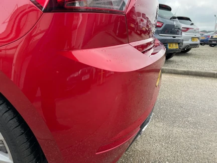 Vehicle Thumbnail 21