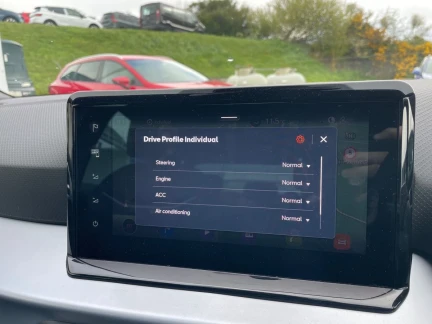 Vehicle Thumbnail 29