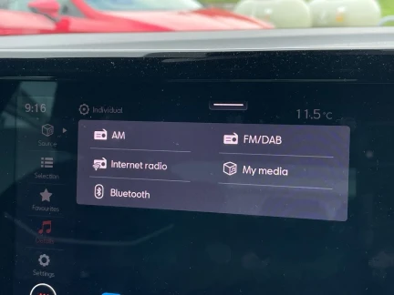 Vehicle Thumbnail 34