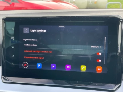 Vehicle Thumbnail 36