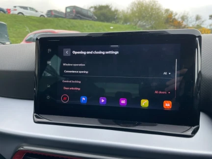 Vehicle Thumbnail 38