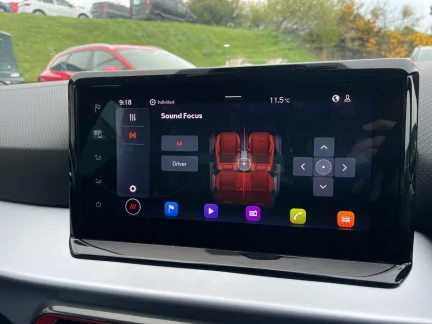 Vehicle Thumbnail 40