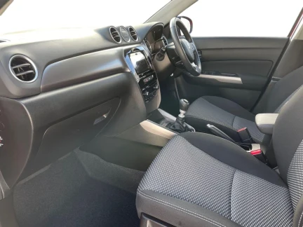 Vehicle Thumbnail 10