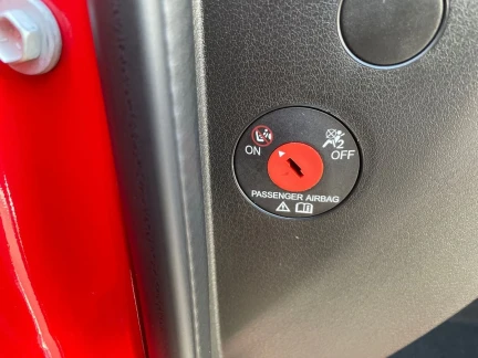 Vehicle Thumbnail 24