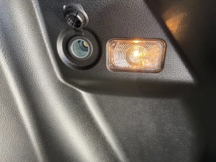 Vehicle Thumbnail 29