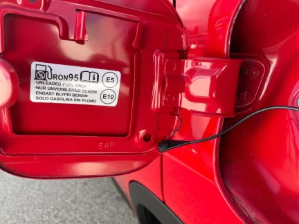 Vehicle Thumbnail 34