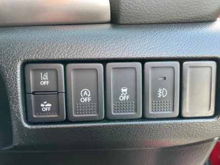 Vehicle Thumbnail 37