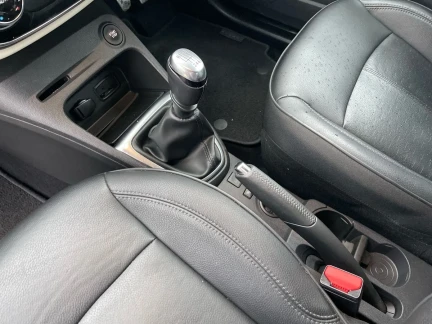 Vehicle Thumbnail 11