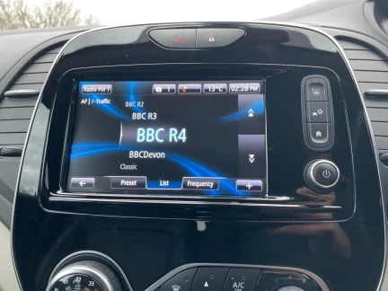 Vehicle Thumbnail 14