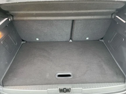 Vehicle Thumbnail 20