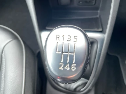 Vehicle Thumbnail 22