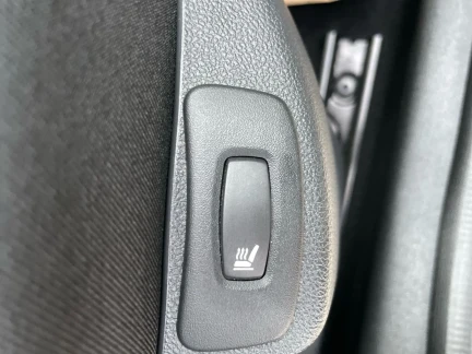 Vehicle Thumbnail 27