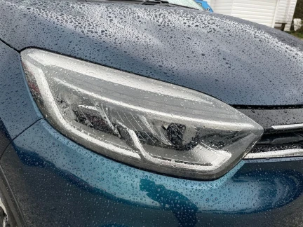 Vehicle Thumbnail 34