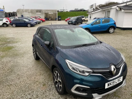 Vehicle Thumbnail 36