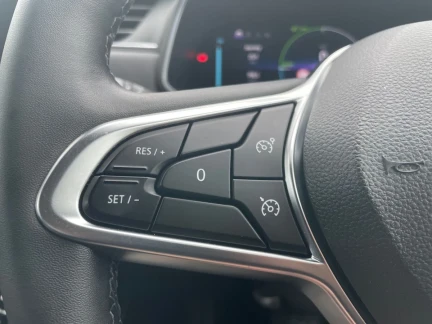 Vehicle Thumbnail 18