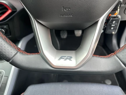 Vehicle Thumbnail 24