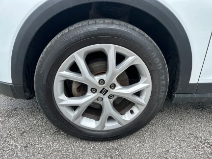 Vehicle Thumbnail 37