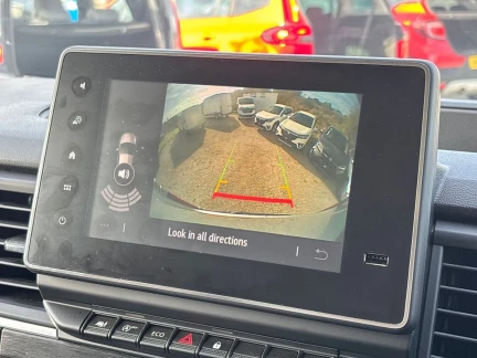 Vehicle Thumbnail 17