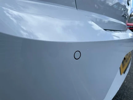 Vehicle Thumbnail 38