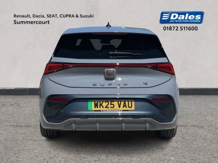 Vehicle Thumbnail 5