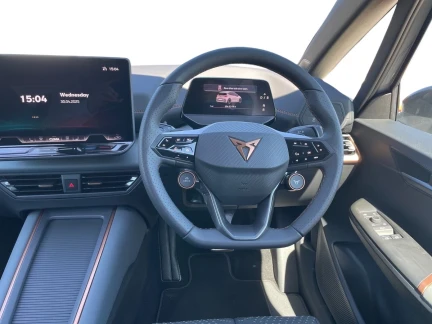 Vehicle Thumbnail 9