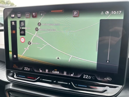 Vehicle Thumbnail 16