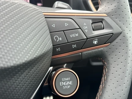 Vehicle Thumbnail 19