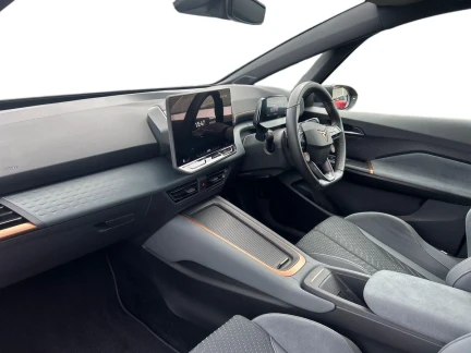 Vehicle Thumbnail 11