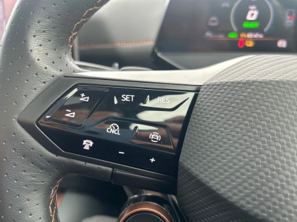 Vehicle Thumbnail 19