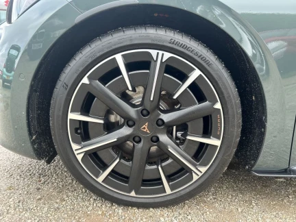 Vehicle Thumbnail 29