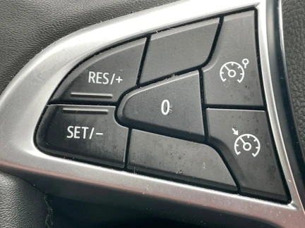 Vehicle Thumbnail 27